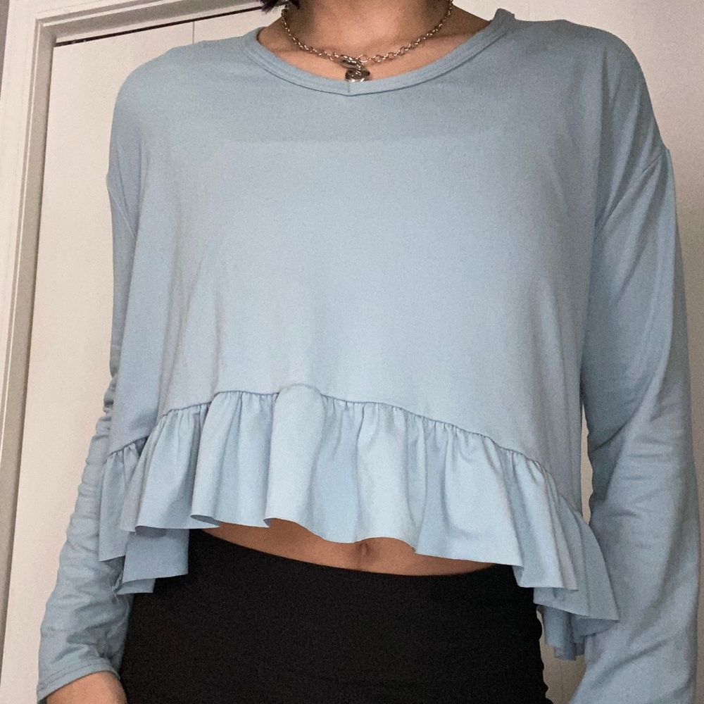 Women’s Long-sleeved CropTop